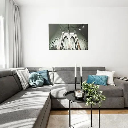 Apartment Near Sky Tower Free Parking For 2 Cars