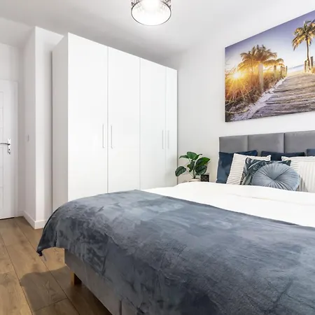 Near Sky Tower Free Parking For 2 Cars アパート